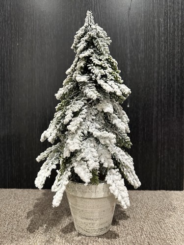 Faux potted snowy christmas - snowy,